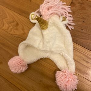 NWOT Warm winter Unicorn hat for toddler 2t 4t